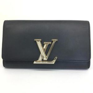 Louis Vuitton Pochette Louise EW Clutch Bag Leather Black